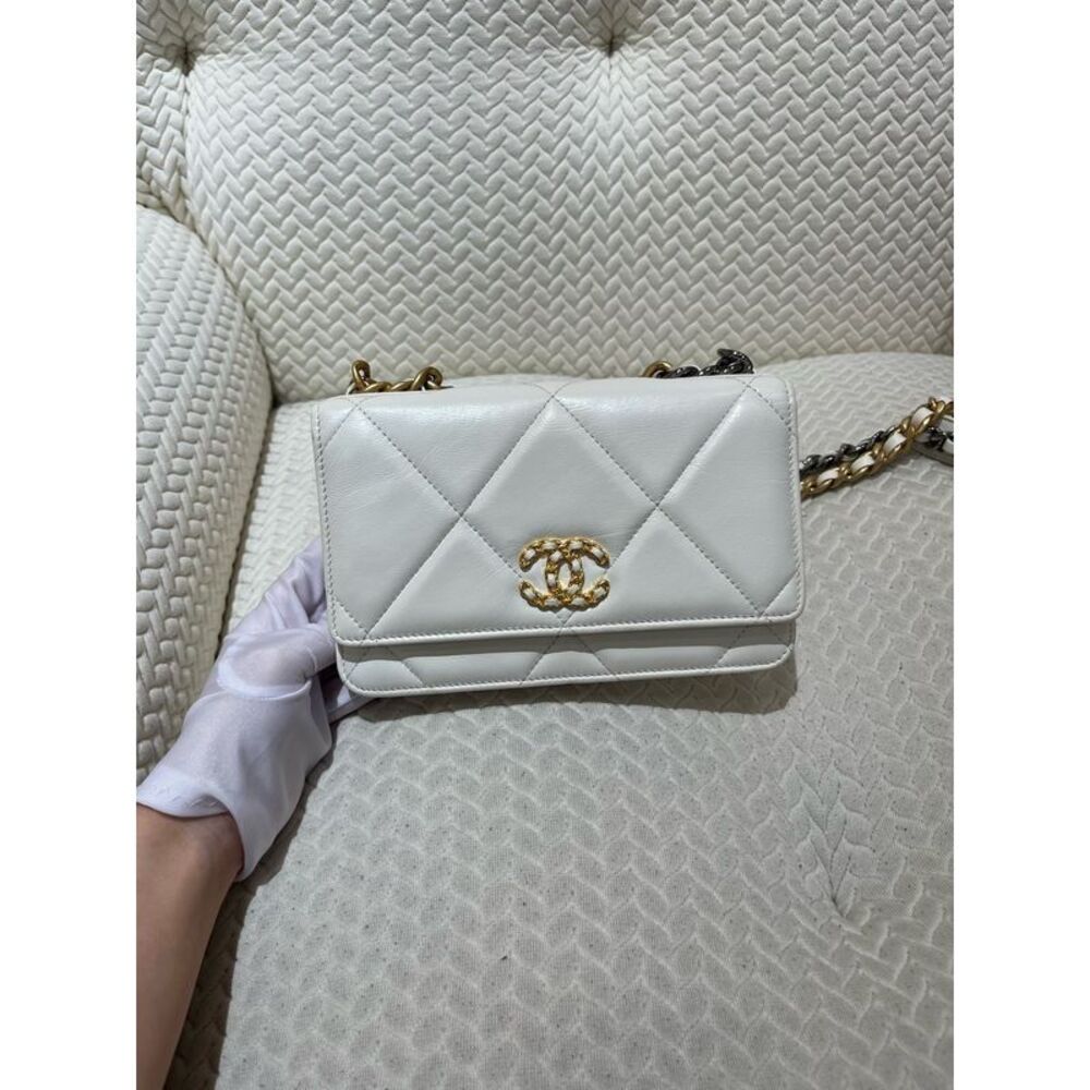 Chanel Women Pre-Loved Bag Very Good Condition